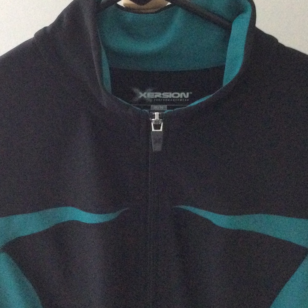 Xersion Lightweight Jacket - image 4